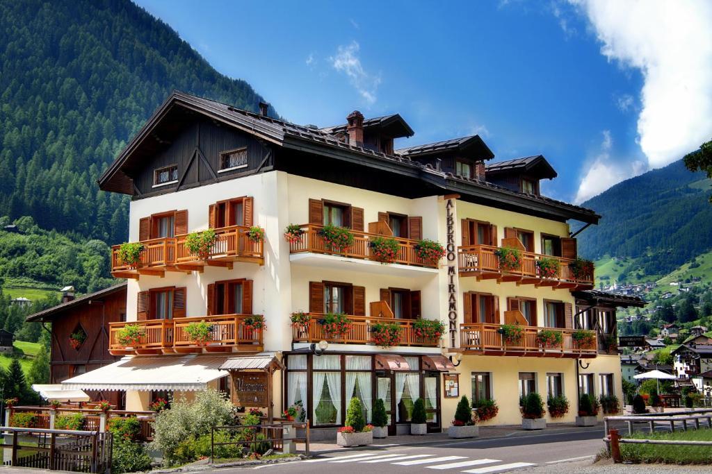 Albergo Miramonti Rabbi Zewnętrze zdjęcie
